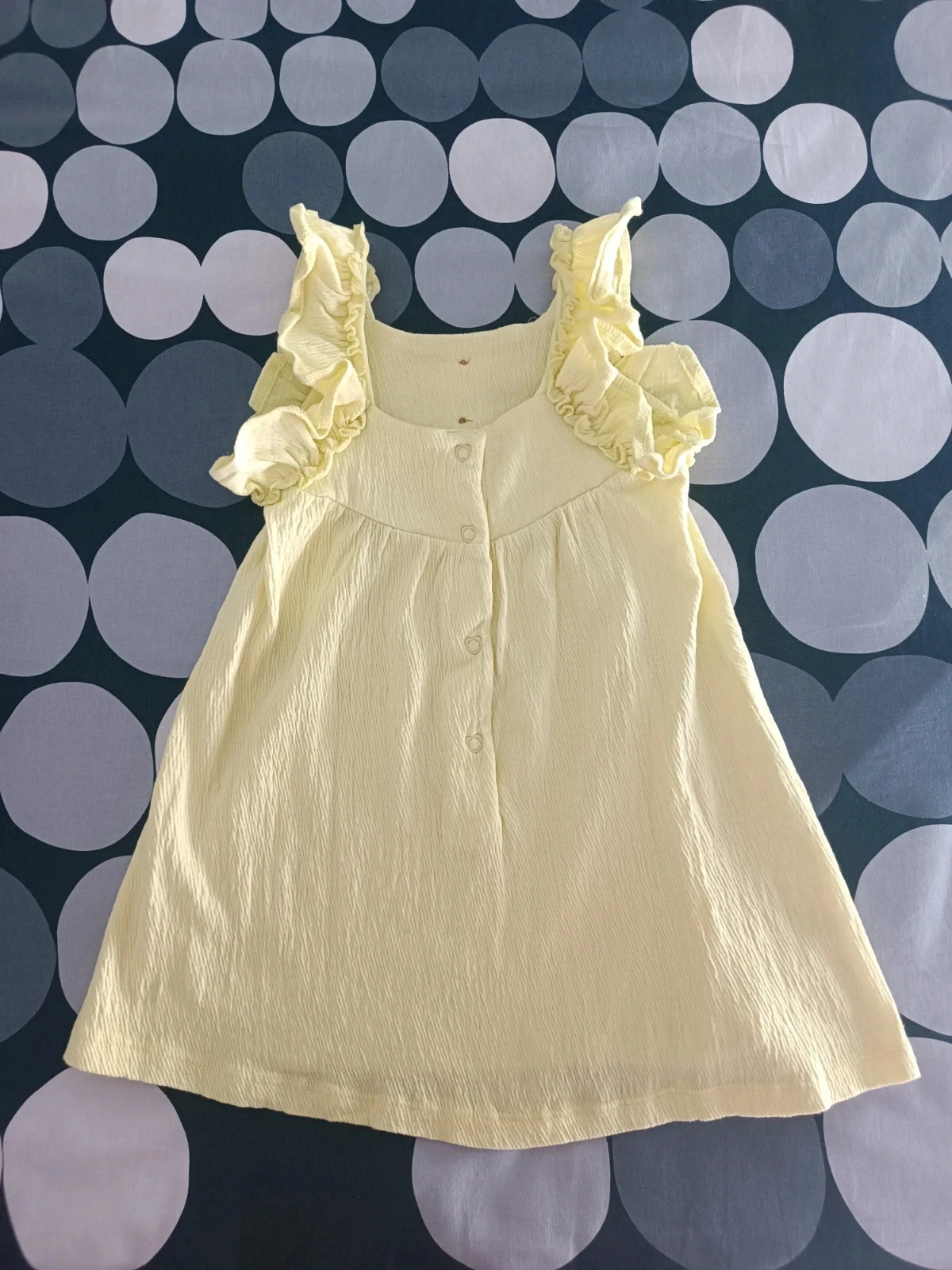 Robe Chicco 15 mois - Jaune Pâle & Volants 🎅 – photo 2